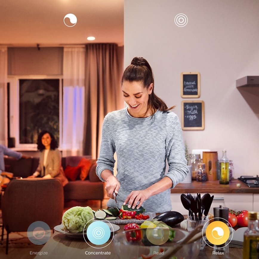 Set di base Philips HUE WHITE AND COLOR AMBIANCE 3xGU10/5,7W/230V