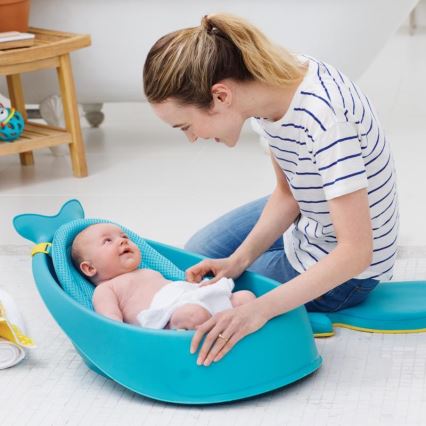 Skip Hop - Vaschetta da bagno ergonomica con tappetino MOBY 3 blu