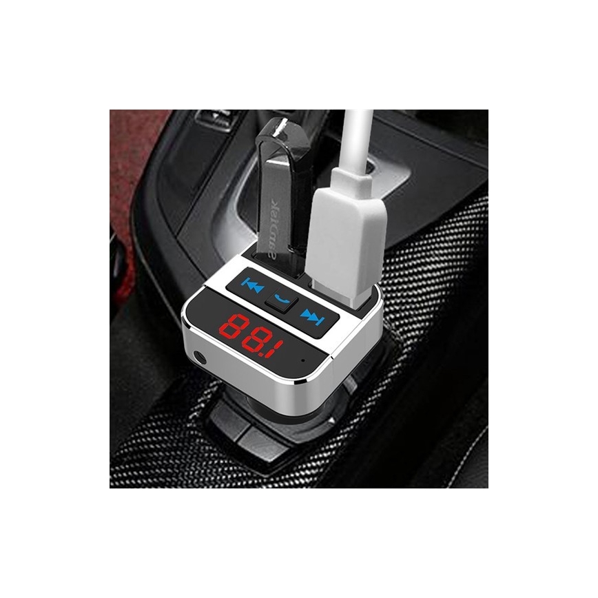 Trasmettitore radio FM per macchine LED/12/24V