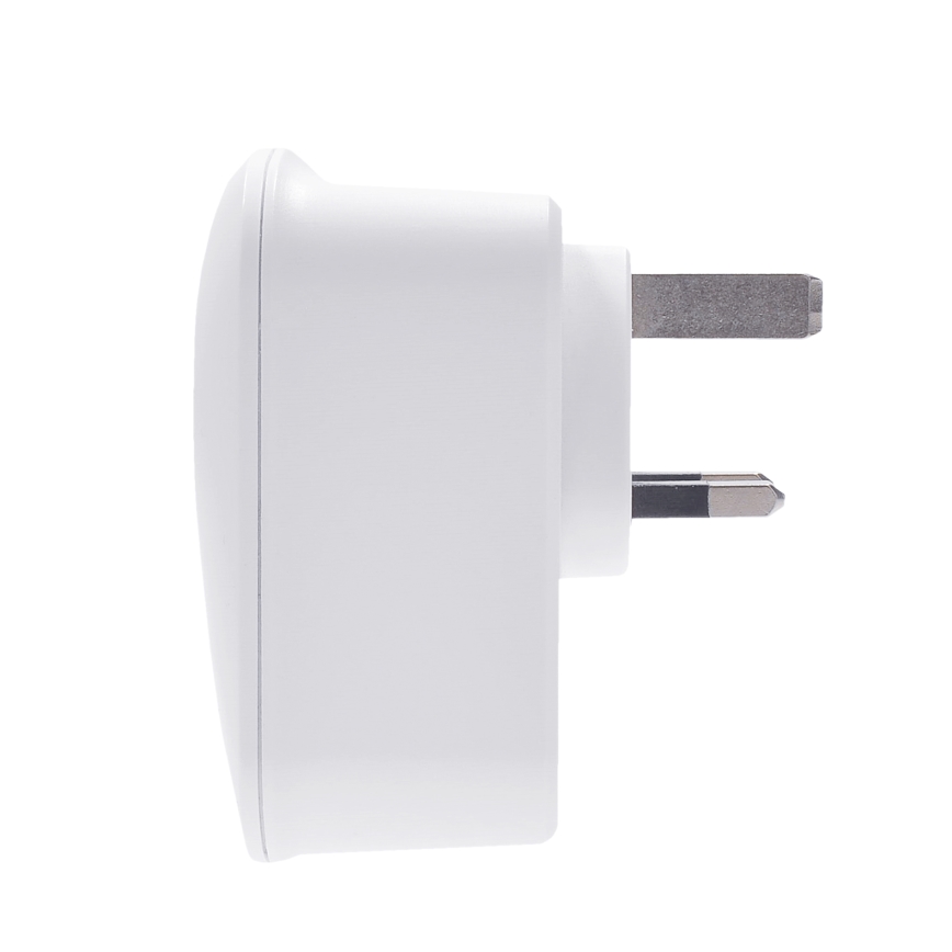 Adattatore da viaggio per il Regno Unito 230V, 2x USB-A + 1x USB-C