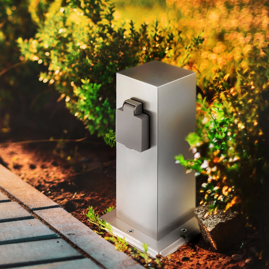 Colonna presa esterna 2 prese 230V IP44 cromo opaco quadrata