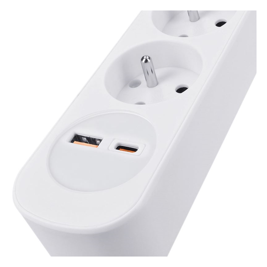 Cavo di prolunga con interruttore, 3 prese e ricarica USB-A e USB-C, 2 m