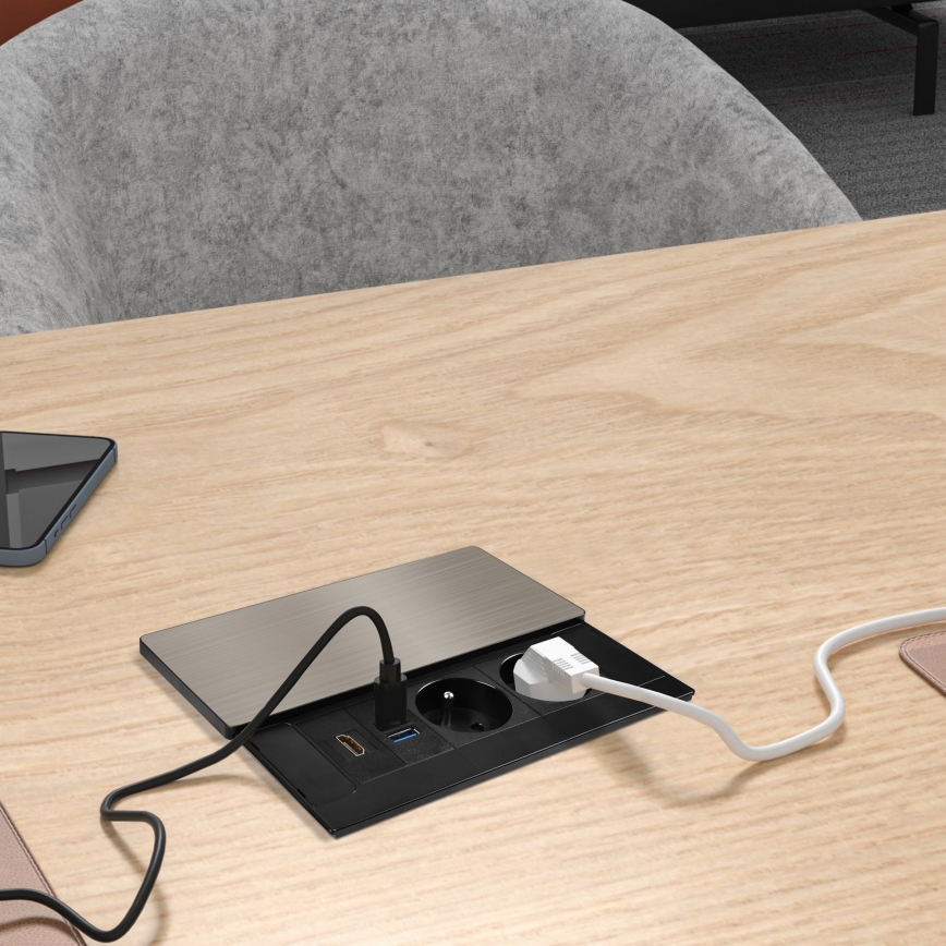 Presa da incasso 20W con 2 prese elettriche, USB-A, USB-C e HDMI