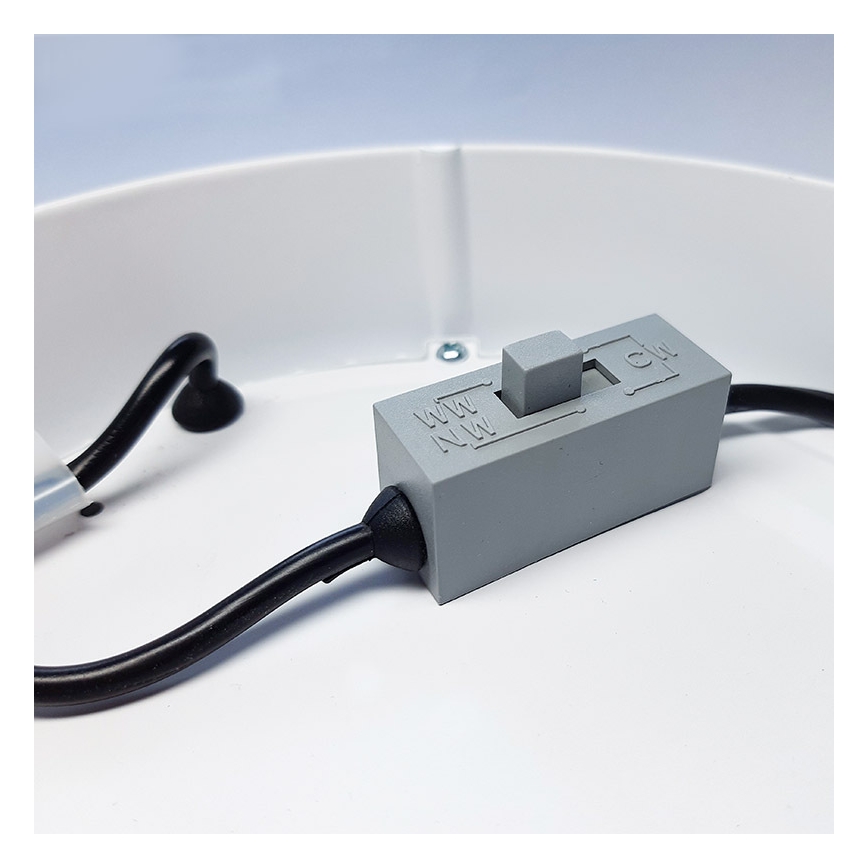 Plafoniera LED/18W/230V 3000/4000/6000K 22,5x22,5 cm bianca