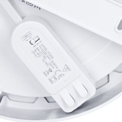 Pannello LED 2 in 1 da incasso o a superficie 18W/230V 3000/4000/6000K Ø 22,5 cm IP54 argento