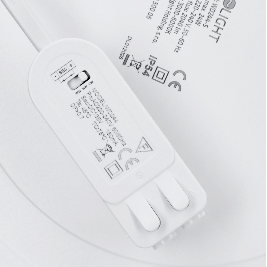 Plafoniera/pannello LED 2-in-1 a superficie/da incasso 24W/230V 3000/4000/6000K Ø 30 cm IP54 argento