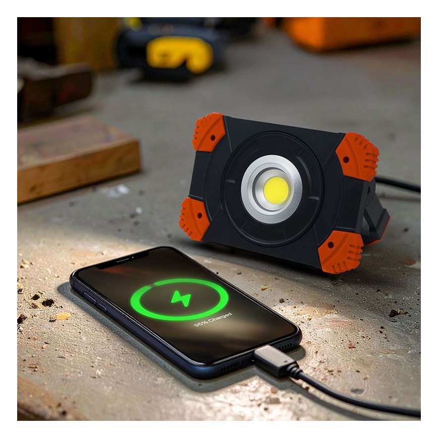 Proiettore ricaricabile LED/10W/3,7V 4400 mAh