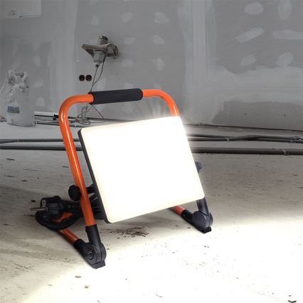 Proiettore LED con stativo LED/50W/230V 4000K IP65