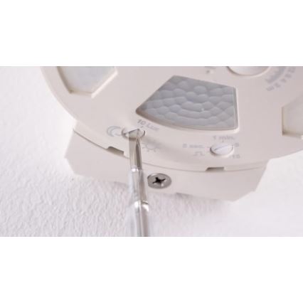 STEINEL 034955 - Sensore di movimento da esterno SenslQ S bianco IP54 + telecomando