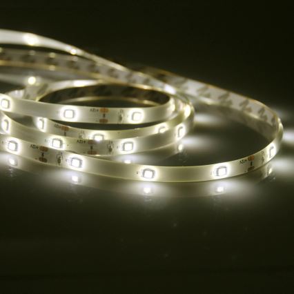 Striscia LED per bagno 5m 8,5W/12V IP44 3000K