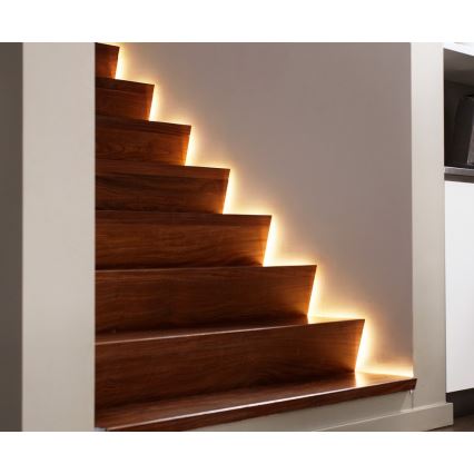 Striscia LED RGBW dimmerabile Philips Hue WHITE AND COLOR AMBIANCE 1m LED/11W/12V