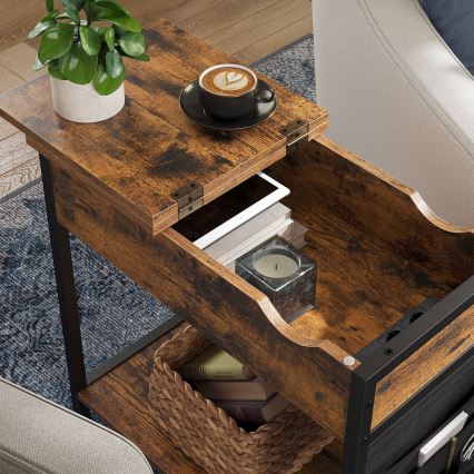 Tavolino laterale con prese elettriche integrate e porte USB ELDUR marrone/nero