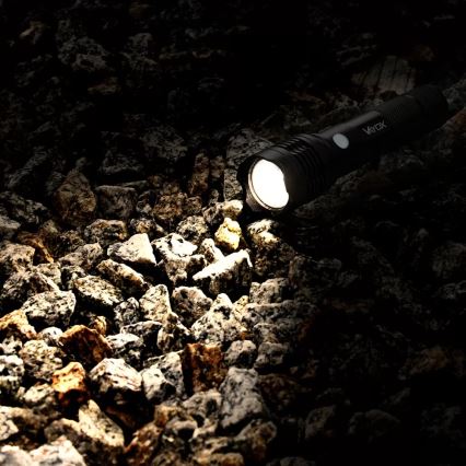Torcia LED ricaricabile LED/10W/5V IPX4 800 lucente 1200 mAh