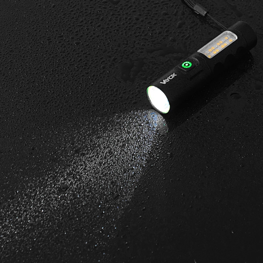 Torcia ricaricabile a LED dimmerabile con luce rossa LED/5W/5V IPX4 250 lm 2000 mAh