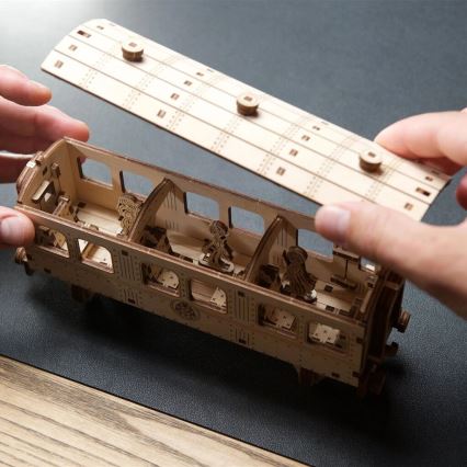 Ugears - 3D puzzle meccanico in legno Harry Potter Espresso Hogwarts