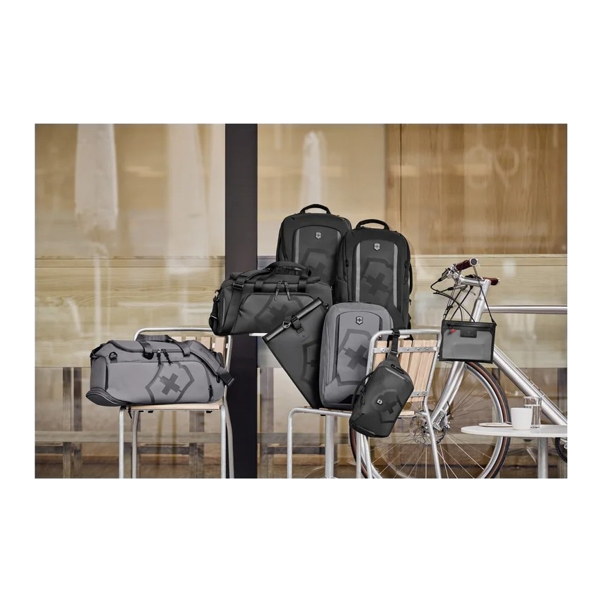 Victorinox - Borsa da viaggio 2 in 1 Touring 2.0 38 l nera