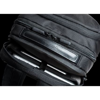 Victorinox - Zaino per laptop Altmont Professional Deluxe 24 l nero