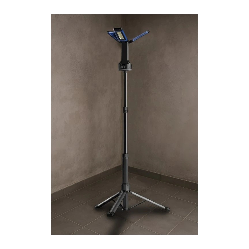 Viking - Faretto LED ricaricabile con stativo 3xLED/5V IPX4 7000 lm 4000 mAh