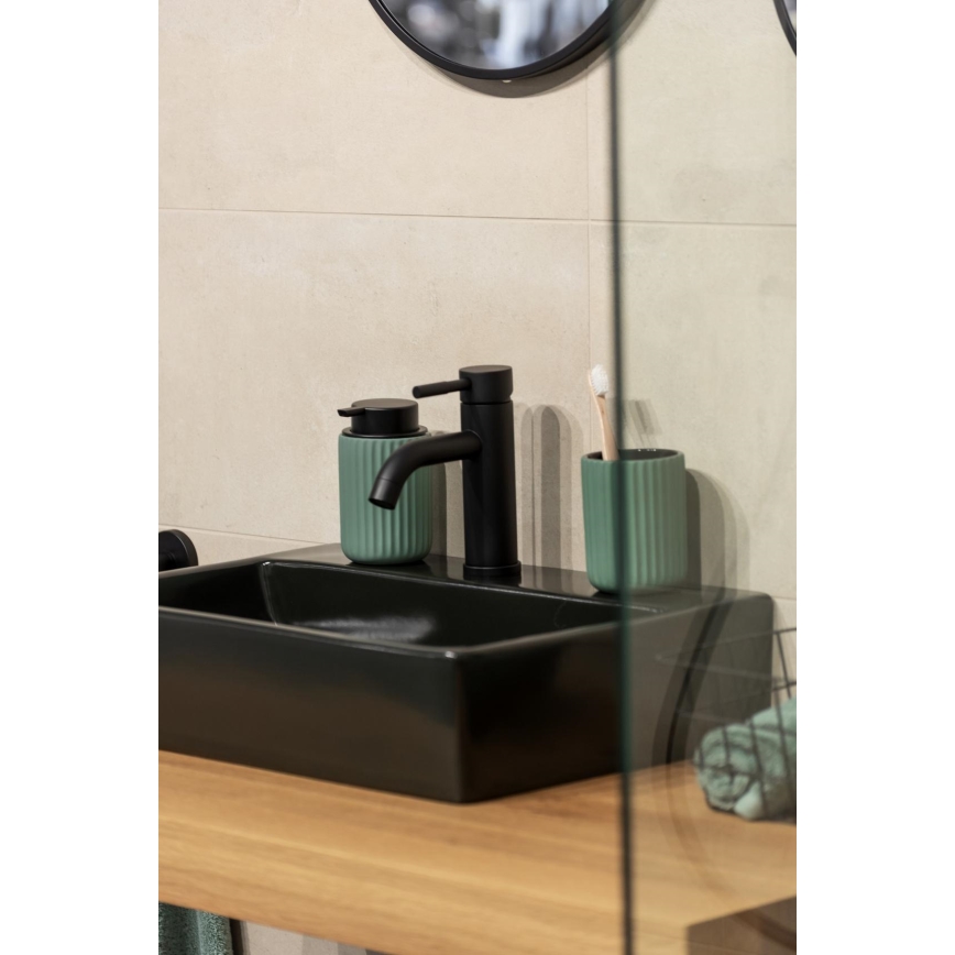 WENKO 24807100 - Dispenser di sapone BELLUNO 8x13,5 cm verde/nero