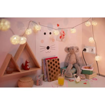 WiZ - Presa intelligente F 2300W + powermeter Wi-Fi SCHUKO