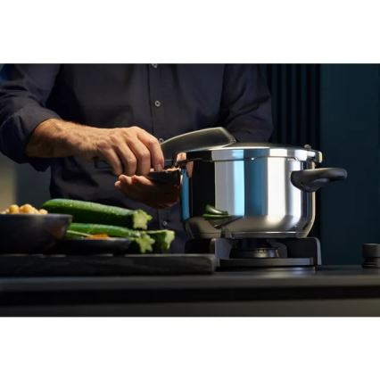 WMF - Set di pentole a pressione 8,5 l + 4,5 l PERFECT in acciaio inox