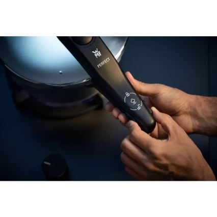 WMF - Set di pentole a pressione PERFECT in acciaio inox da 6,5 l e 3 l