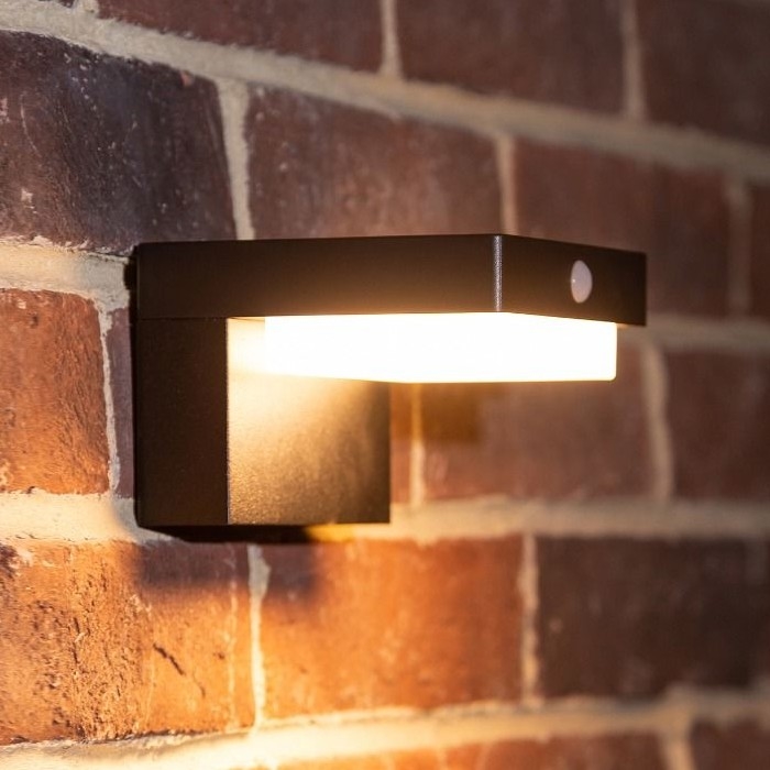 Zuma Line - LED Applique solare con sensore di movimento e crepuscolare LED/4,5W/2000 mAh IP44 nero